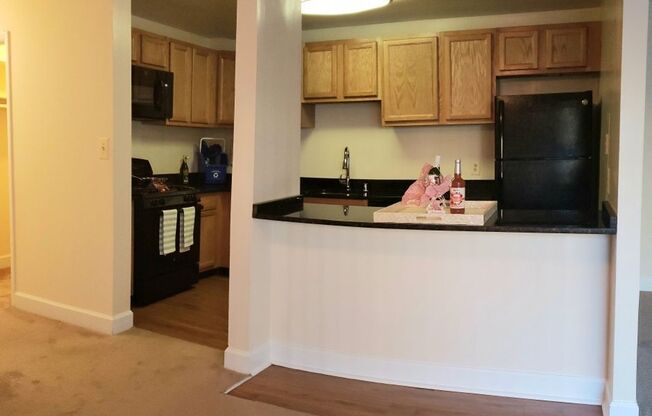 3 beds, 2 baths, 1,300 sqft, $2,375, Unit 3331 #203