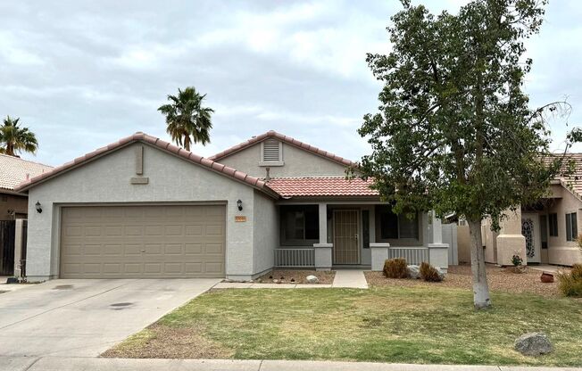 3 bedroom plus den, 2 bath, on the golf course in Johnson Ranch!