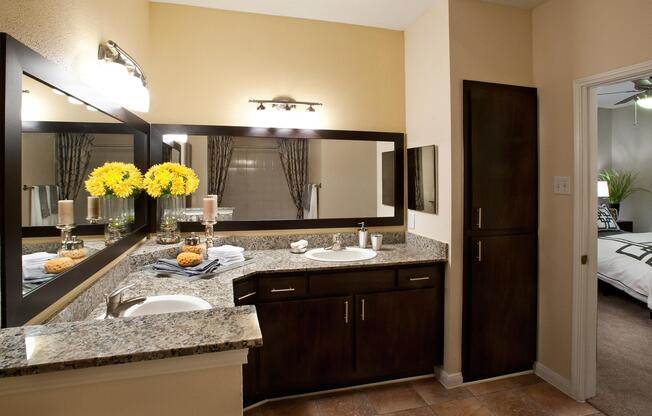 2 beds, 2 baths, 1,106 sqft, $1,375