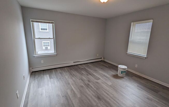 Studio, 1 bath, 500 sqft, $1,350, Unit 6C