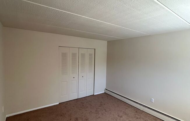 1 bed, 1 bath, 734 sqft, $1,350, Unit K05