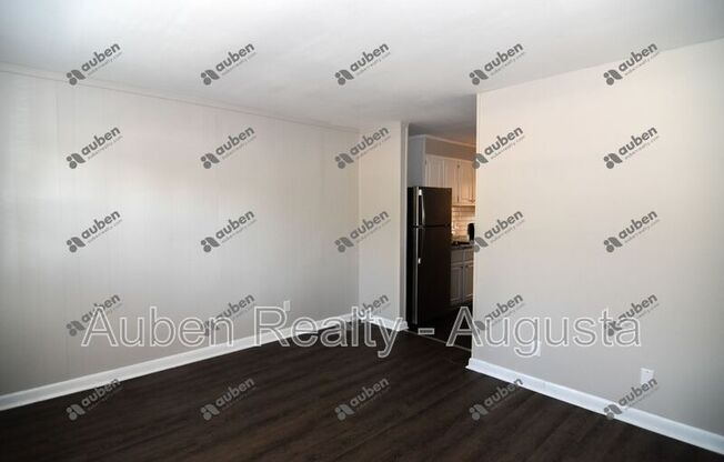 1602 JOHNS RD