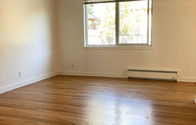 Evanston Court Apartments
