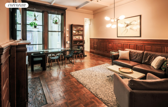 62 W 87 ST