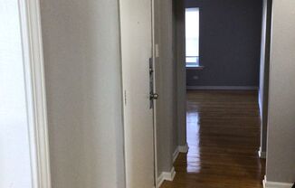 2 beds, 1 bath, $1,686, Unit 1133-2S