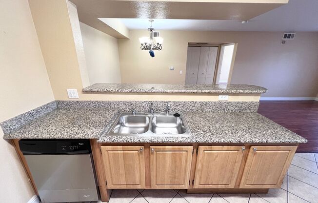 1 bed, 1 bath, $1,150, Unit # 1200