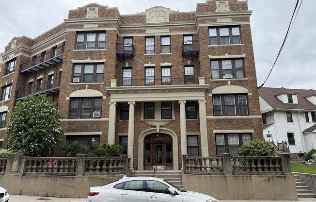 32 Sidlaw Rd