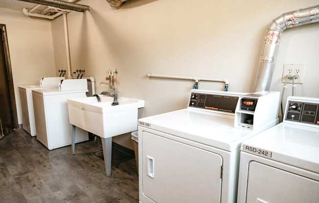 Garden Grove  Apartments New Brighton, MN Laundry Room