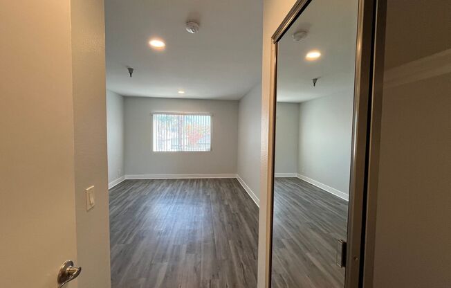 2 beds, 2 baths, 1,000 sqft, $2,898, Unit 101