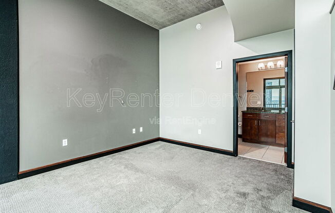 1 bed, 1 bath, 669 sqft, $2,300, Unit 2107