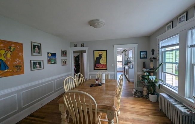 11 CLARENDON RD