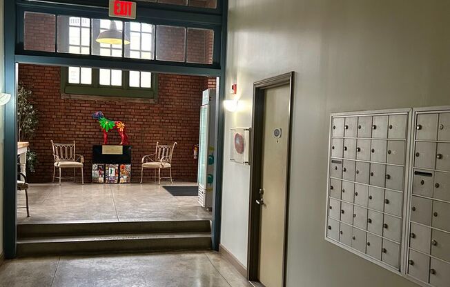 2 beds, 1 bath, 1,220 sqft, $1,850, Unit 328