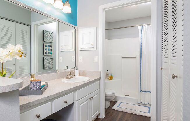 2 beds, 2 baths, 988 sqft, $1,519, Unit 1474-206