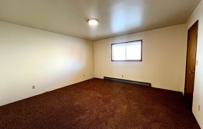1 bed, 1 bath, 600 sqft, $960, Unit J-1