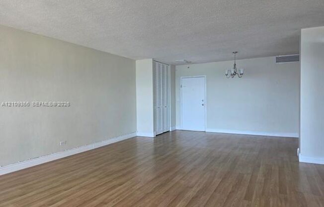 2451 Brickell Ave cu-18U, Miami, FL 33129