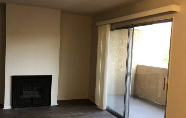 1 bed, 1 bath, 765 sqft, $1,925, Unit B109