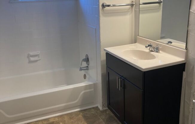 2 beds, 1 bath, 764 sqft, $1,549, Unit 1301-61