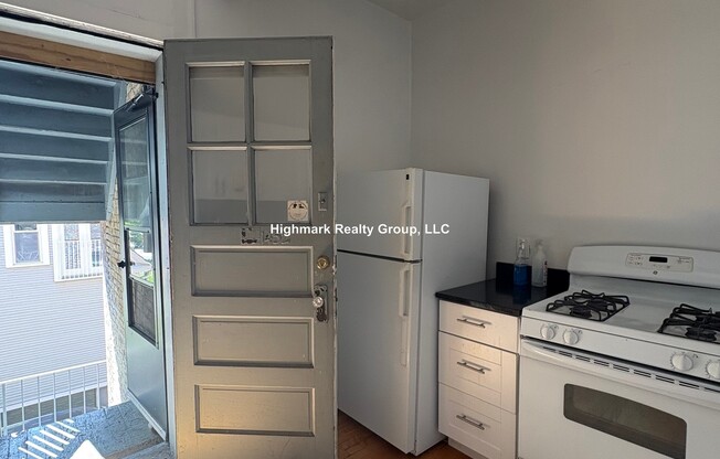1452 Oak Ave 56-3N