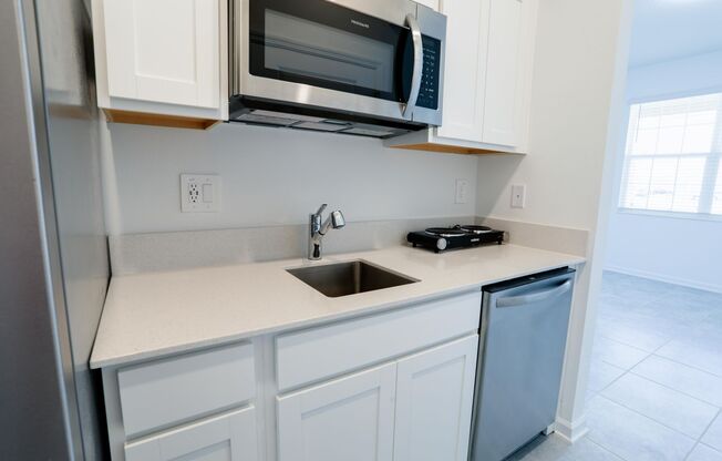 1 bed, 1 bath, $1,250, Unit Apt