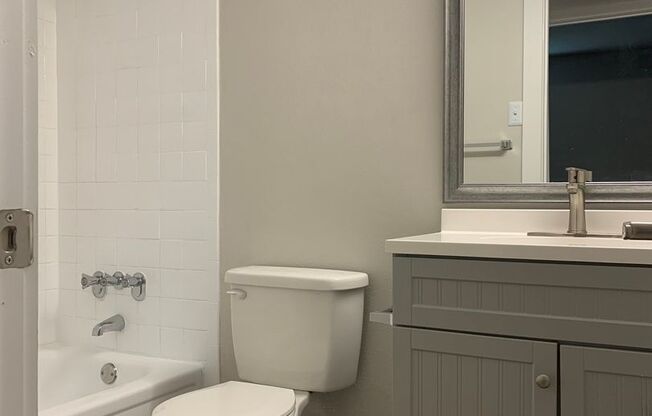 1 bed, 1 bath, 510 sqft, $1,150, Unit 55