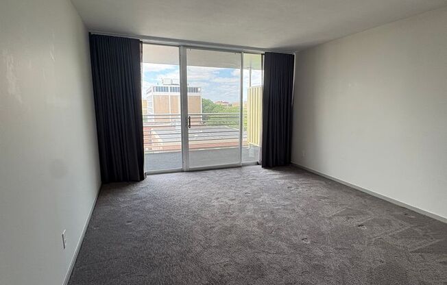 1 bed, 1 bath, 679 sqft, $1,650, Unit 607