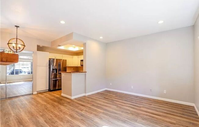 1 bed, 1 bath, $1,900