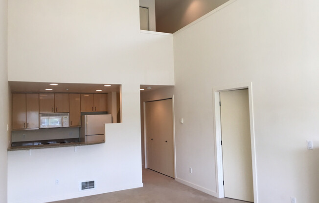 2 beds, 2 baths, 1,131 sqft, $3,000, Unit NC312
