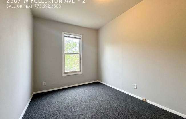 2507 W Fullerton Ave