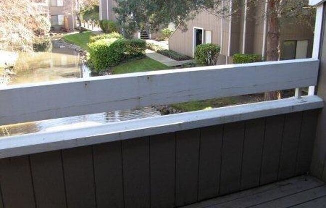 1 bed, 1 bath, 834 sqft, $1,475, Unit 902