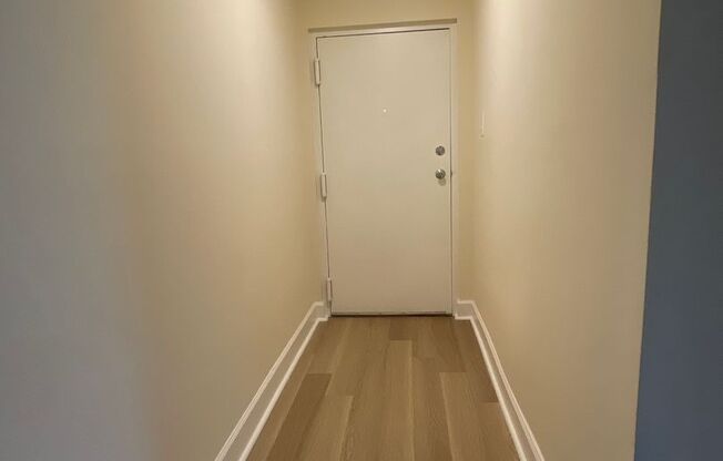 3 beds, 2 baths, 1,152 sqft, $2,350, Unit 14225 #103