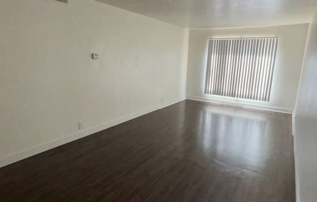 1 bed, 1 bath, 700 sqft, $1,000, Unit CASA-225