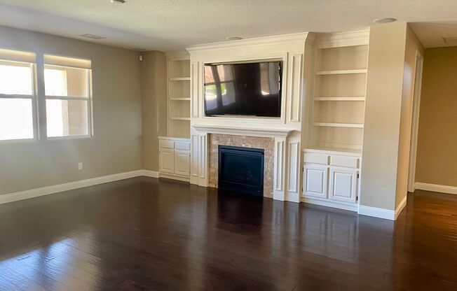 Stunning Single-Level Toll Bros. Home in Gated Damonte Ranch Community