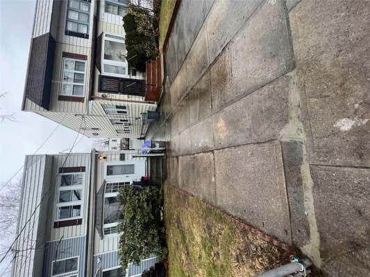 3 beds, 2 baths, 1,000 sqft, $3,400