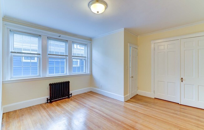 17 GREENLEAF ST