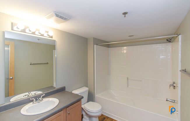 1 bed, 1 bath, 783 sqft, $1,195, Unit 3301-113