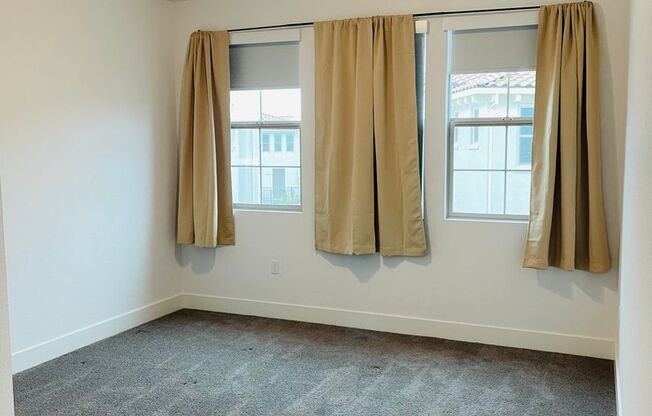 2 beds, 2 baths, $2,395, Unit # 28101