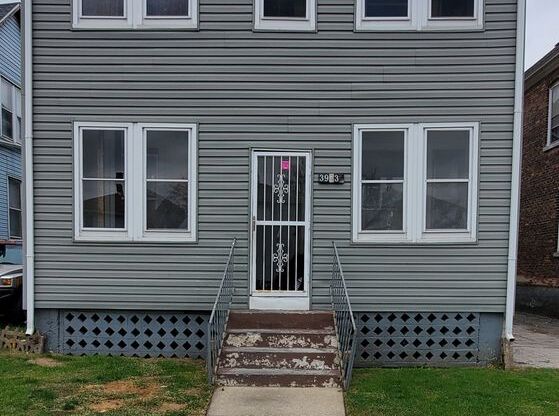 2 Bedroom Apartment In East Chicago