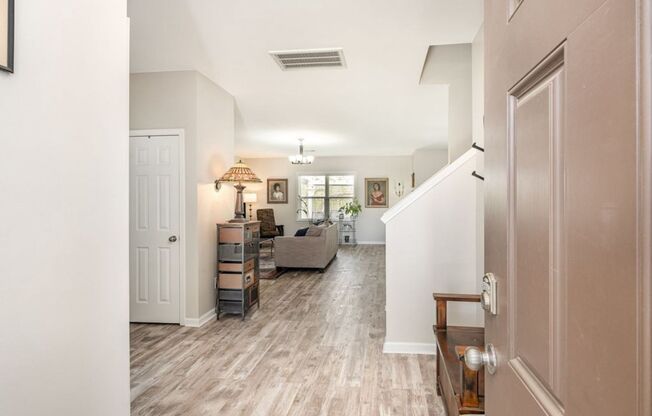 Rent this beautiful 4-bedroom, 3-bathroom home in Lebanon, TN!