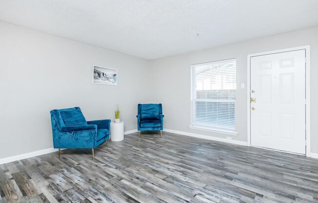 1 bed, 1 bath, 651 sqft, $1,255