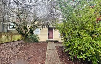 Charming 2 Bedroom House with Fenced Yard in Fairmount Park Neighborhood