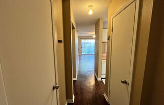 2 beds, 1 bath, $1,350