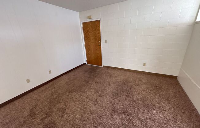 Studio, 1 bath, 500 sqft, $650, Unit 328