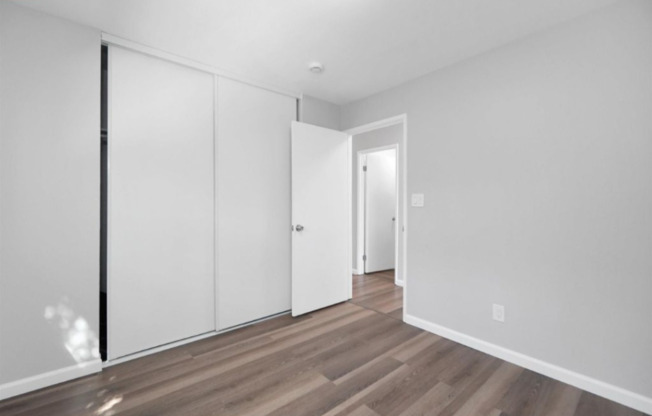 118 RAVEN CT