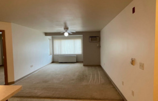 3 beds, 2 baths, 1,200 sqft, $1,350, Unit TE218X-123