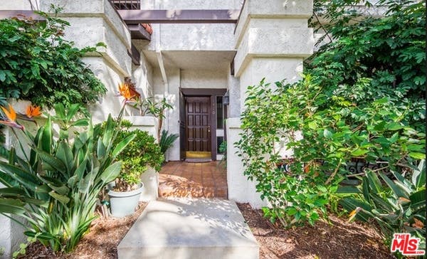 1470 PALISADES DR