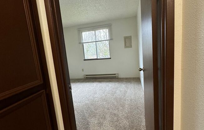 2 beds, 1 bath, 780 sqft, $1,375, Unit A-06