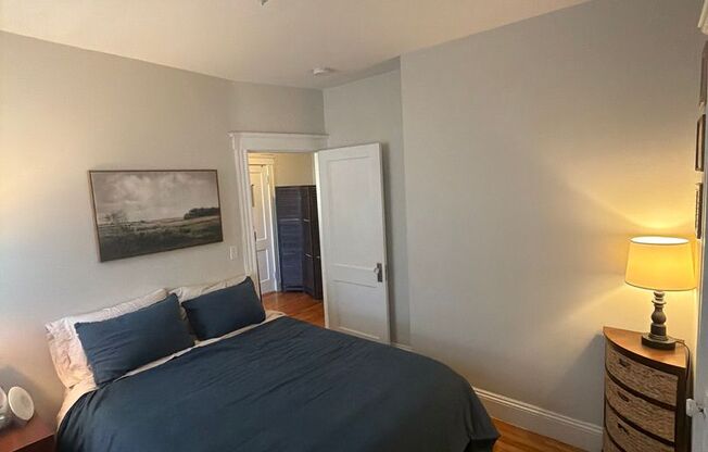1 bed, 1 bath, $2,450, Unit 5S-10