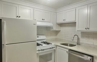 362 Centre St