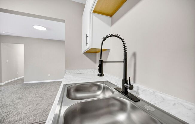 1 bed, 1 bath, 832 sqft, $1,080, Unit 101K