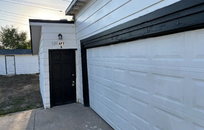 320 13 AVE